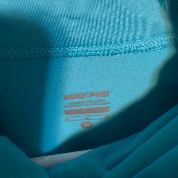 Nike Pro Turtleneck Pullover, size M - Picture 8 of 12